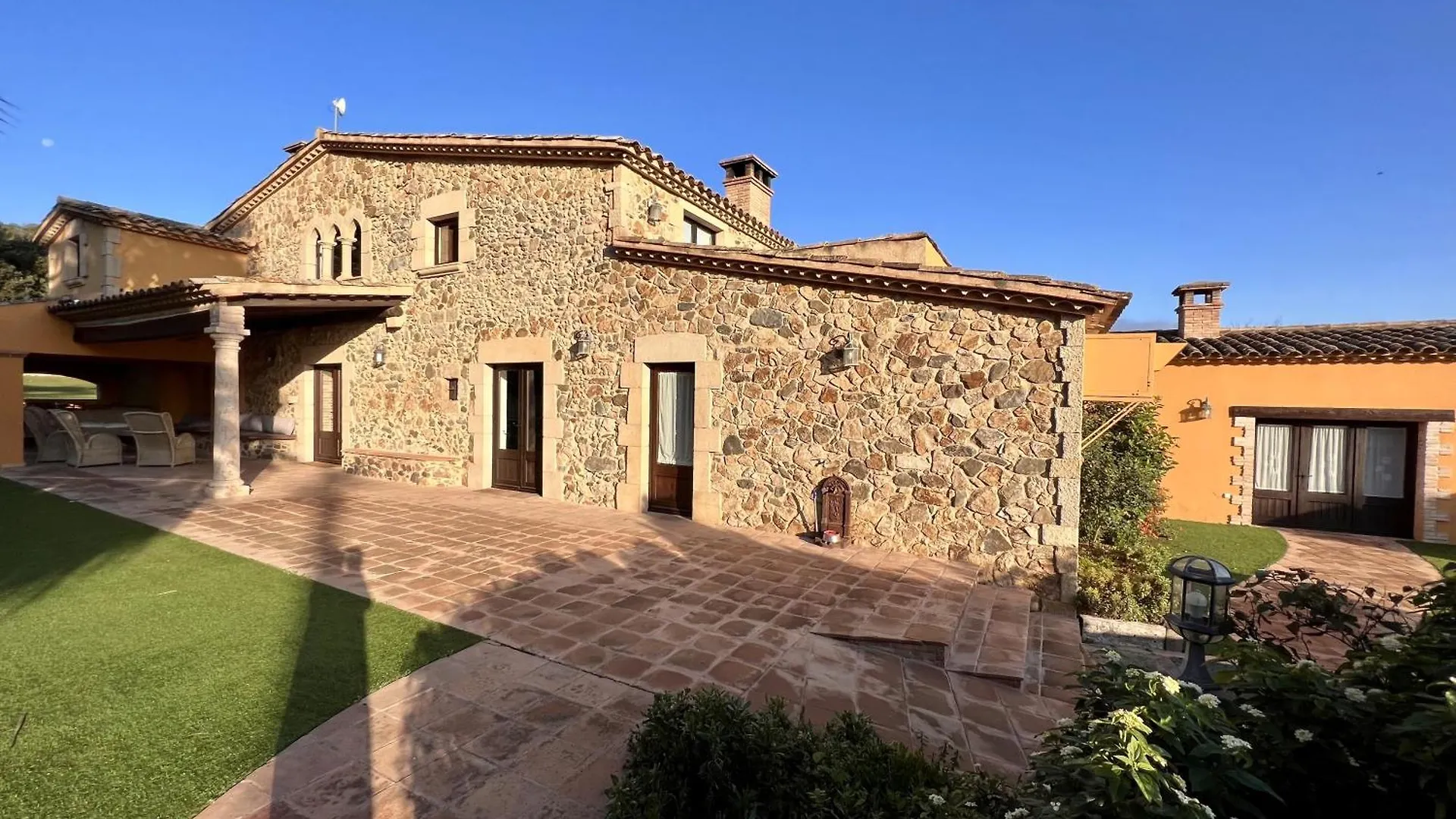 Вилла Casa Mas Molines Con Piscina Jacuzzi Y Barbacoas Montras 0*,  Испания
