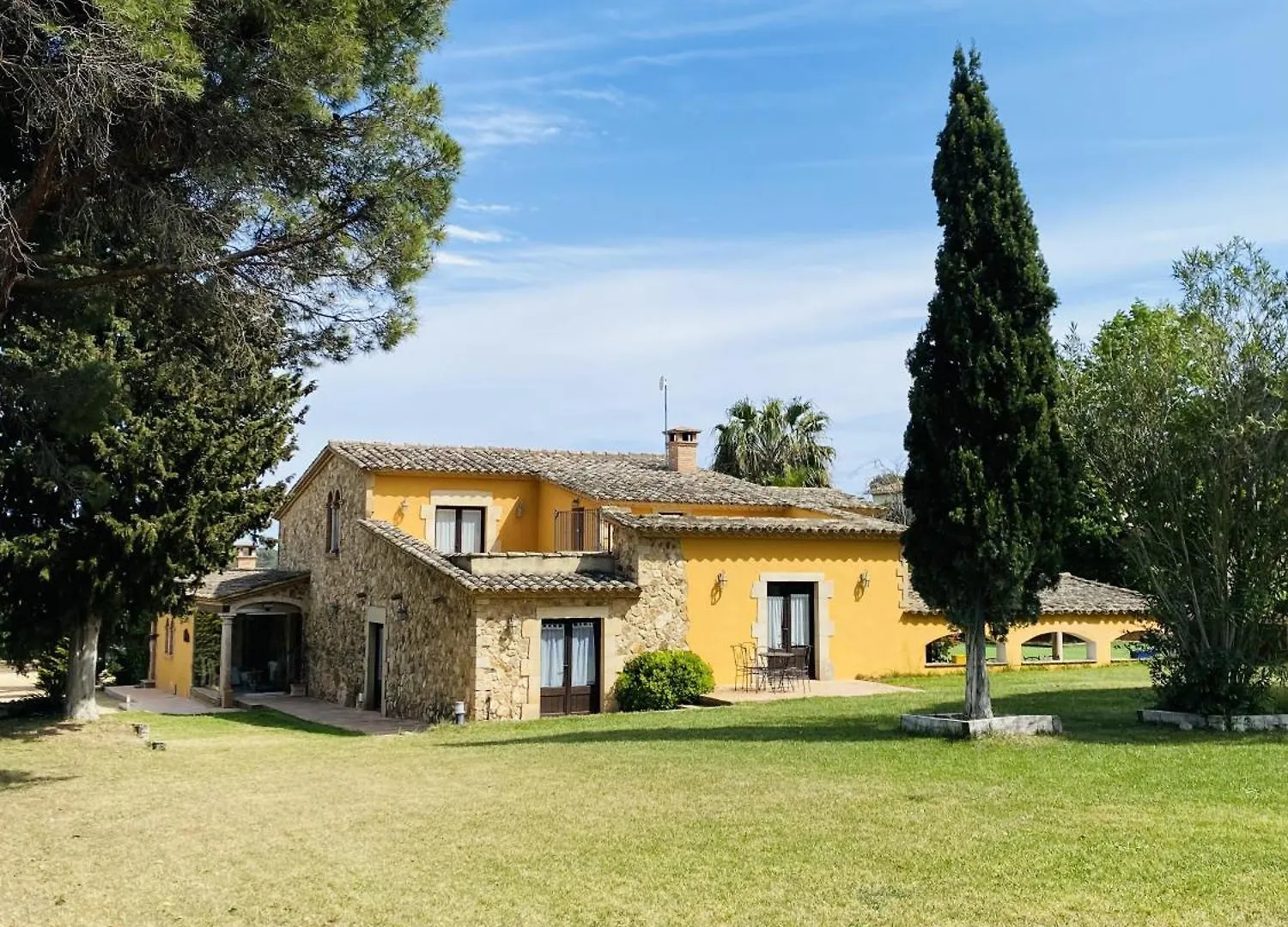 Шале Вилла Casa Mas Molines Con Piscina Jacuzzi Y Barbacoas Montras Испания